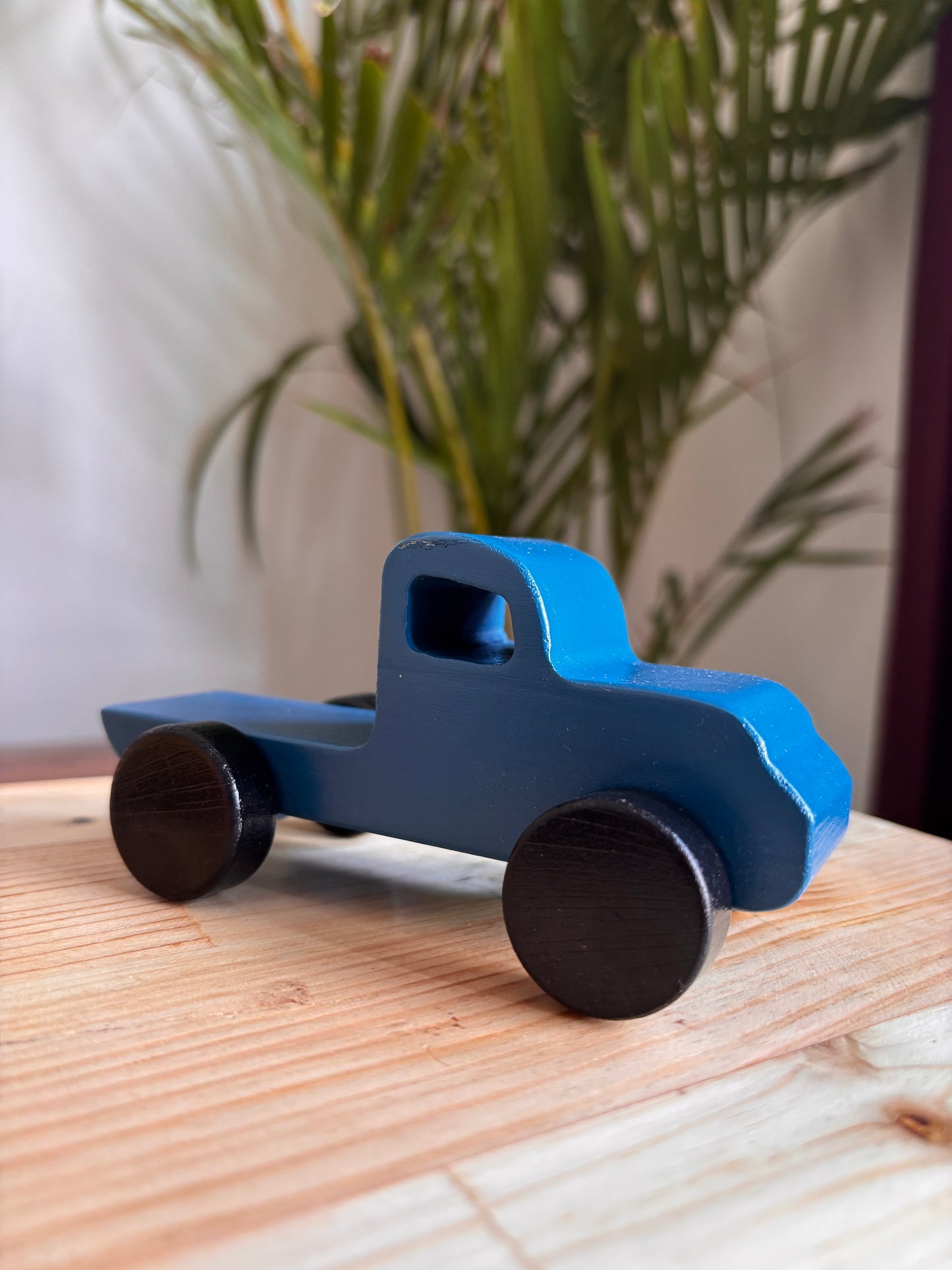 Blue Pick-Up