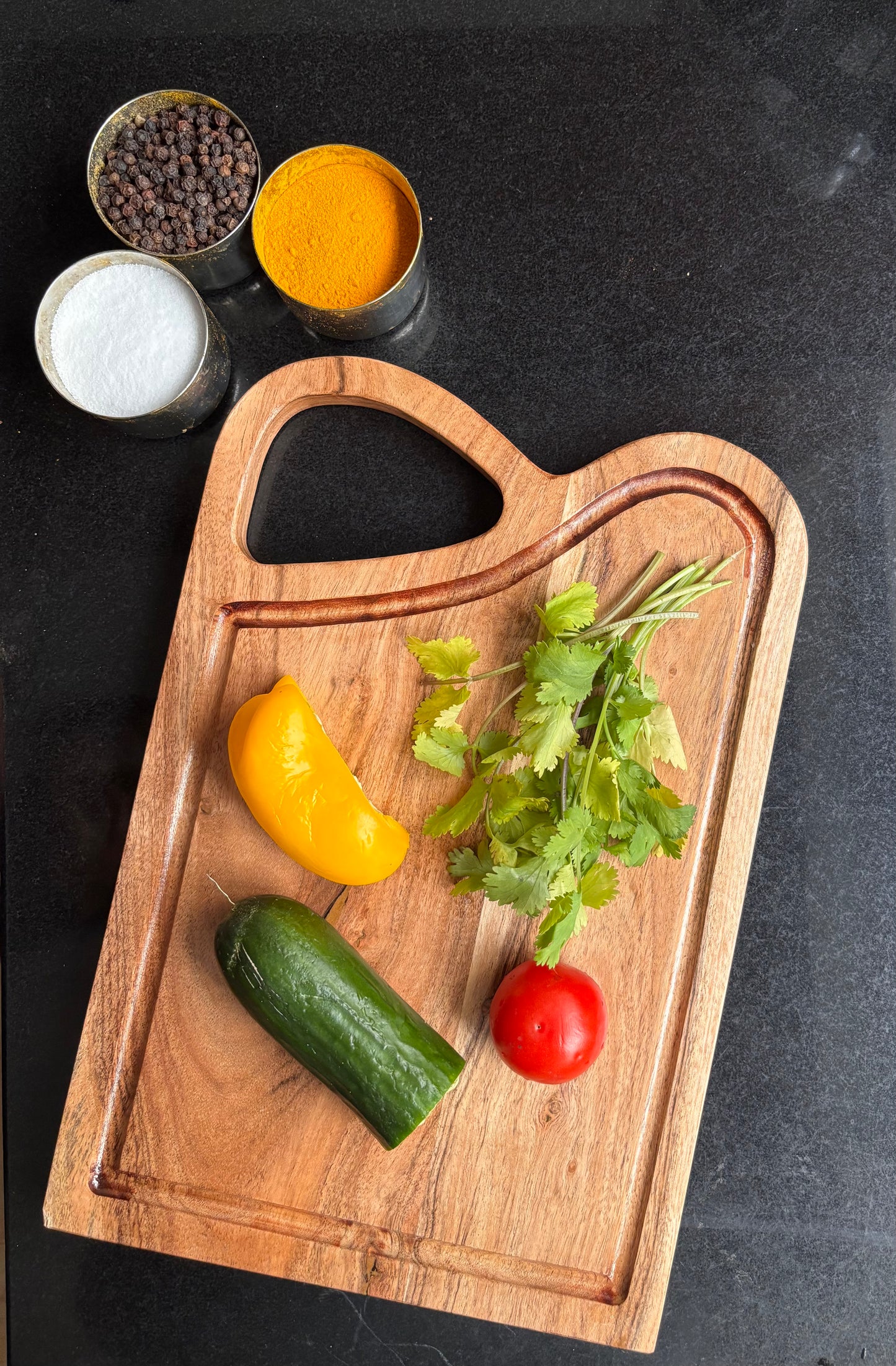 Flow Chopping Board