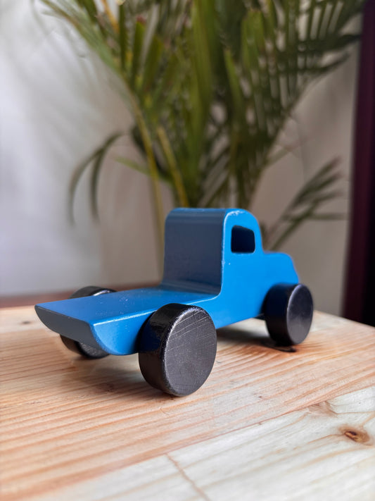 Blue Pick-Up